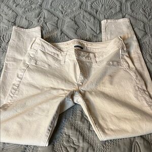 American Eagle Outfitters Women's Cream/ white jegging jeans size 8